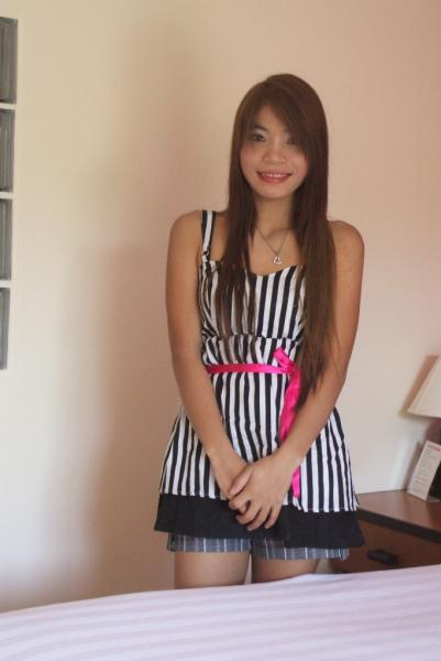 Gem SexyGoGo Dec09 (3).JPG